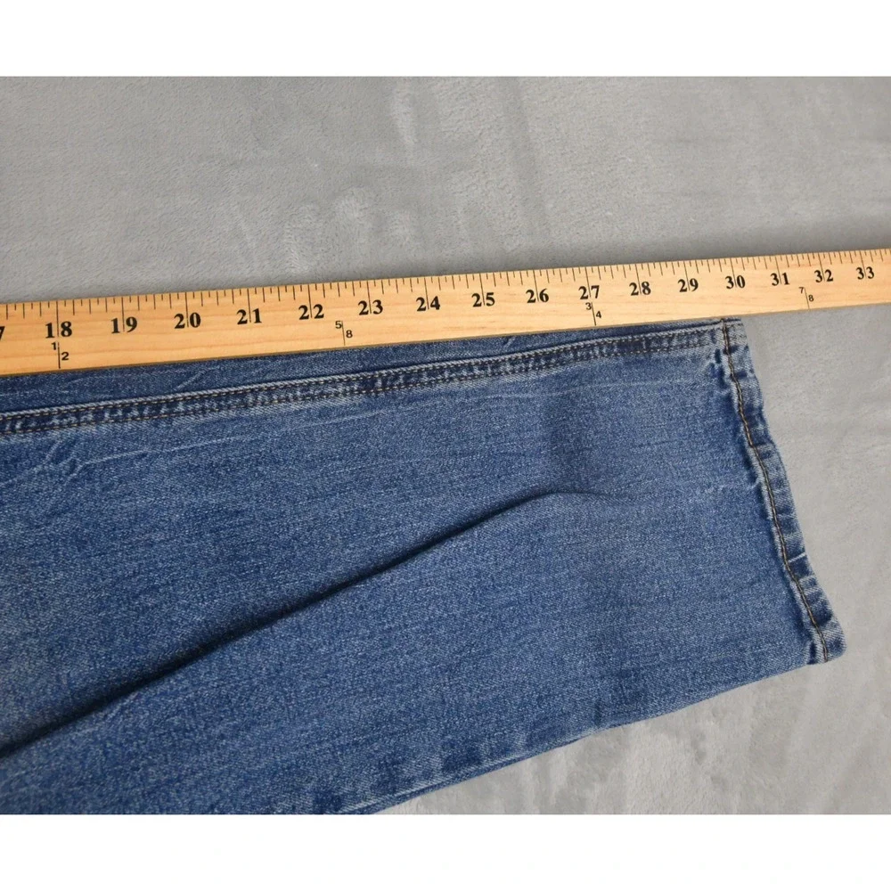 Levi's 541 Athletic Taper Jeans Mens 35x32 (34x30) Denim Outdoors Hiking
